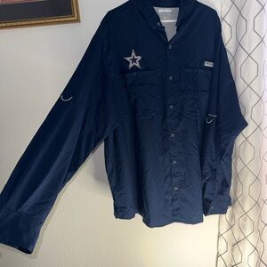 Columbia Dark Blue Button-Up Shirt